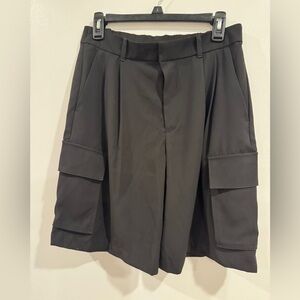 GAP Classic Black cargo dressy shorts